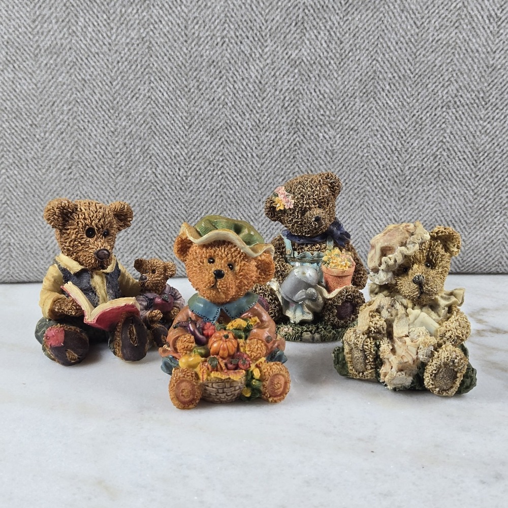 Set of 4 Small Resin Teddy Bear Figurines Cottagecore Grandma Core
